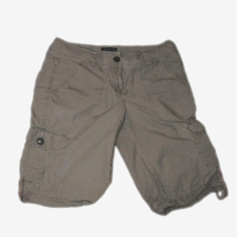 TOMMY Hilfiger Light Army Green Shorts Size 4